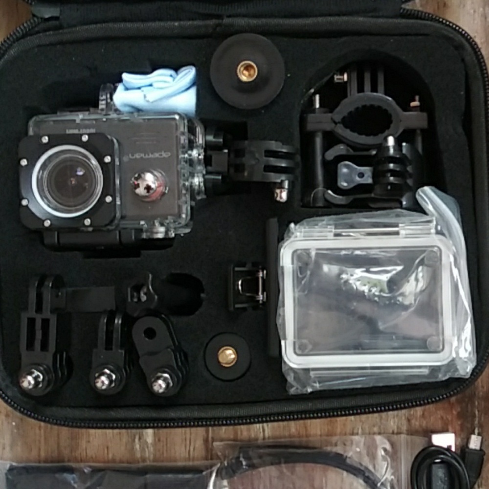 Apeman Action Camera - Picture 2 of 5
